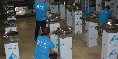 園林景觀建造公司怎樣選擇公園景區飲水臺