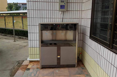 應用場景-校園智能刷卡飲水機