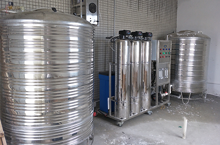 應用場景-工廠純凈水設備主機