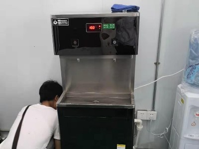 深裝總建設集團-辦公室為什么安裝圣藍直飲水機呢？