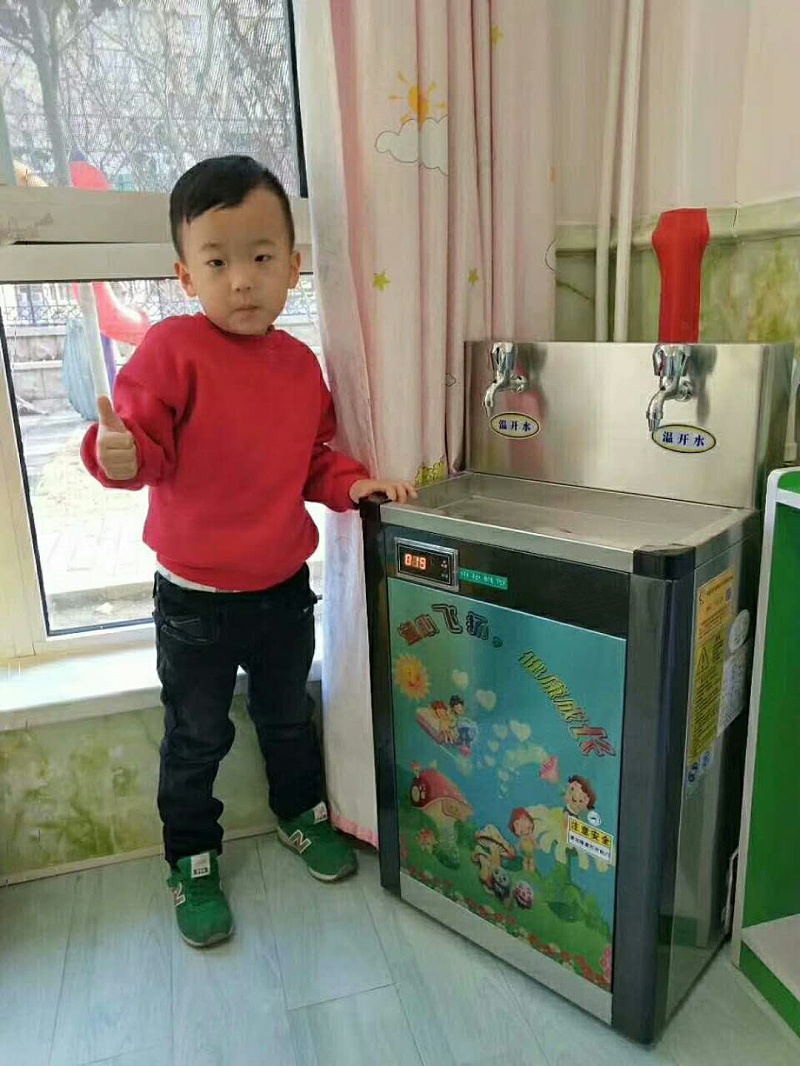 幼兒園直飲水機(jī)