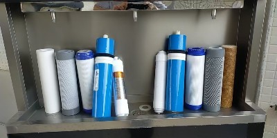 校園直飲水機為什么都要開學前更換濾芯呢