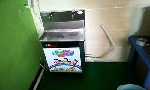 圣藍凈水給出幼兒園用直飲水機解決方案
